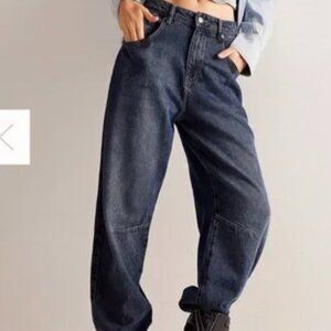 We the Free Augusta Barrel in Stormy Weather Jeans Size 27